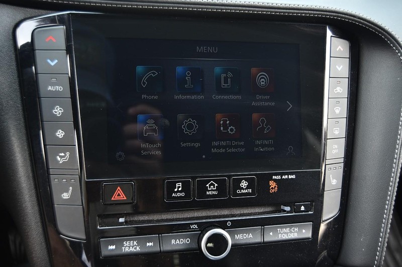 INFINITI QX50 Vehicle Image 14