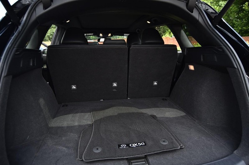 INFINITI QX50 Vehicle Image 26