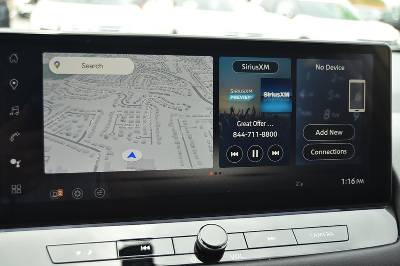 Nissan Rogue Vehicle Image 15