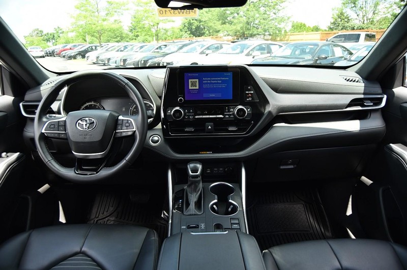 Toyota Highlander Vehicle Image 08