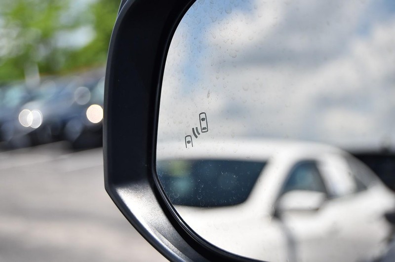 Toyota Highlander Vehicle Image 11