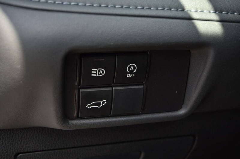 Toyota Highlander Vehicle Image 12