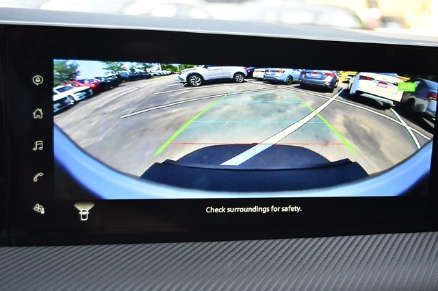 Nissan Kicks Vehicle Image 17