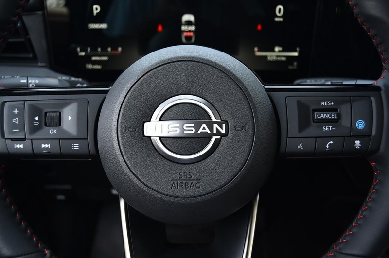 Nissan Kicks Vehicle Image 23