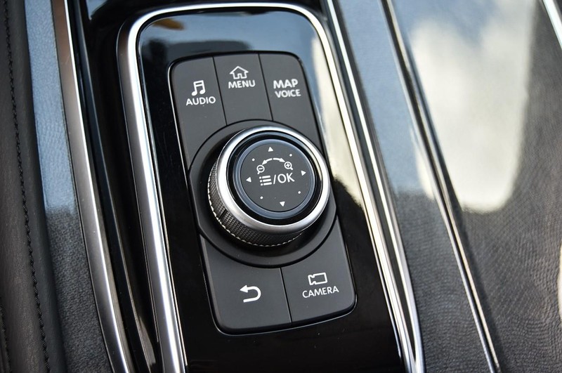 Nissan Armada Vehicle Image 19