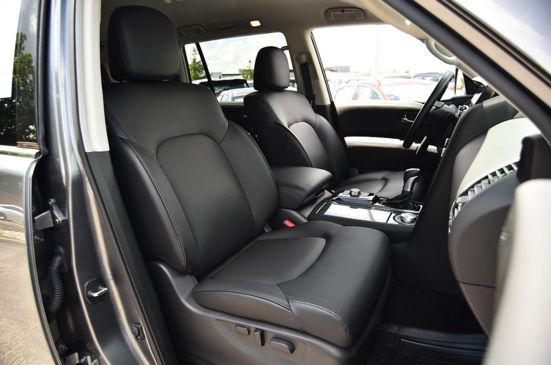 Nissan Armada Vehicle Image 23