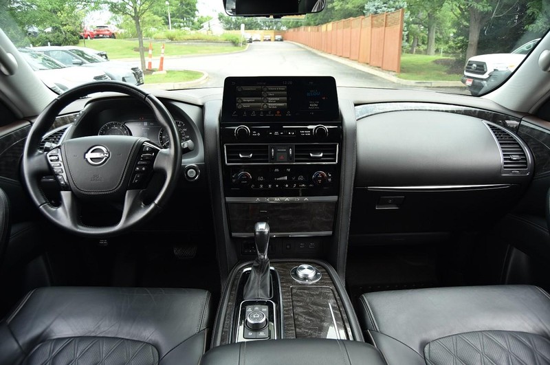 Nissan Armada Vehicle Image 08