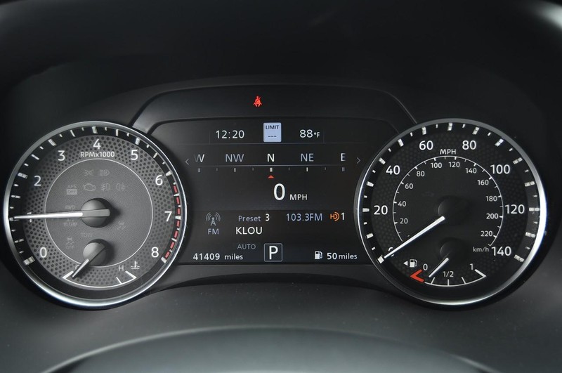 Nissan Armada Vehicle Image 13
