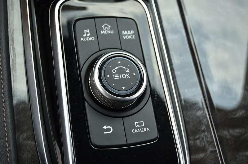 Nissan Armada Vehicle Image 23