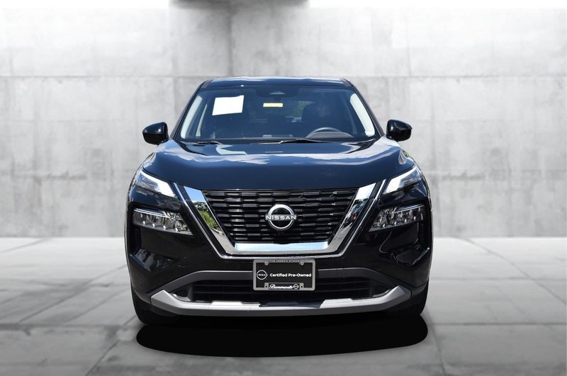 Nissan Rogue Vehicle Image 04