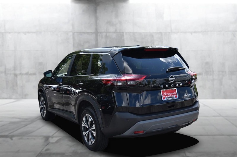 Nissan Rogue Vehicle Image 07