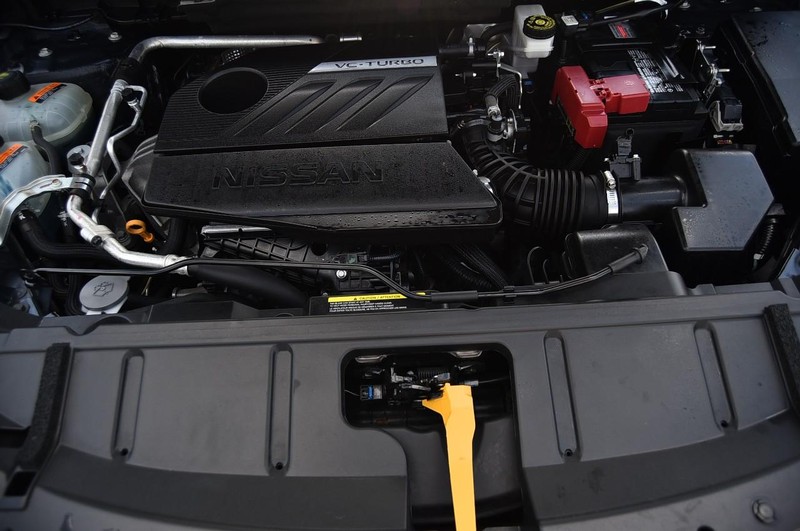 Nissan Rogue Vehicle Image 24
