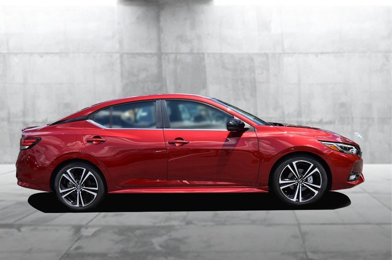 Nissan Sentra Vehicle Image 05