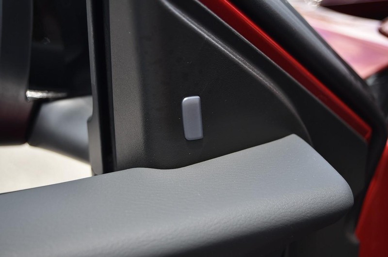 Nissan Sentra Vehicle Image 11
