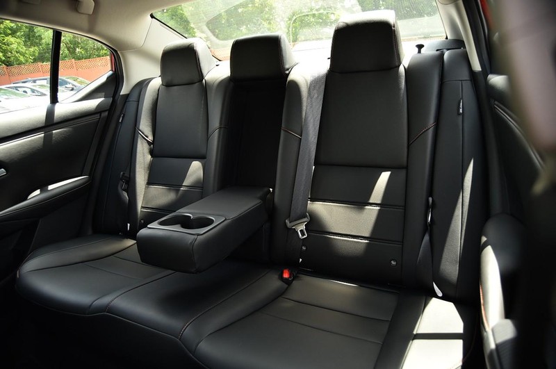 Nissan Sentra Vehicle Image 23