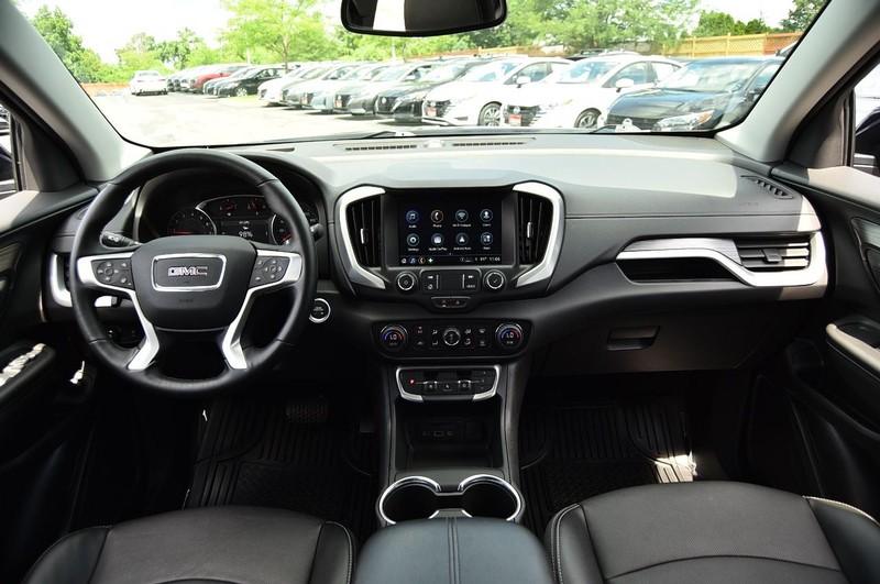 GMC Terrain Vehicle Image 08