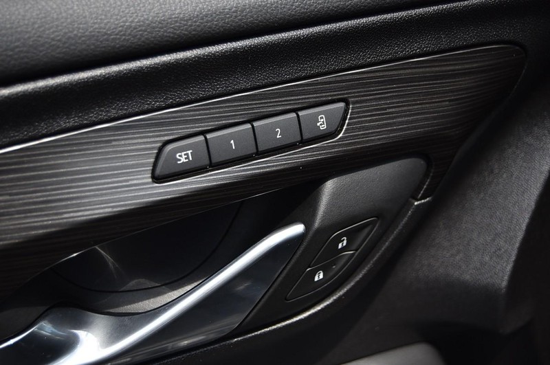 GMC Terrain Vehicle Image 11