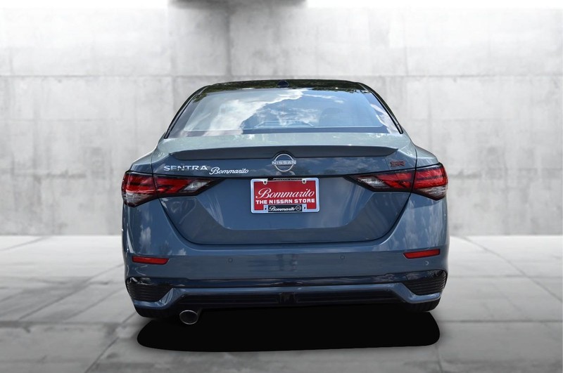 Nissan Sentra Vehicle Image 06