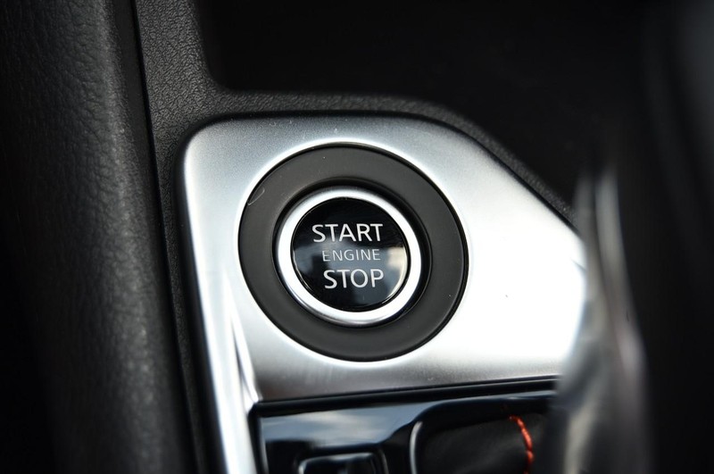 Nissan Sentra Vehicle Image 17