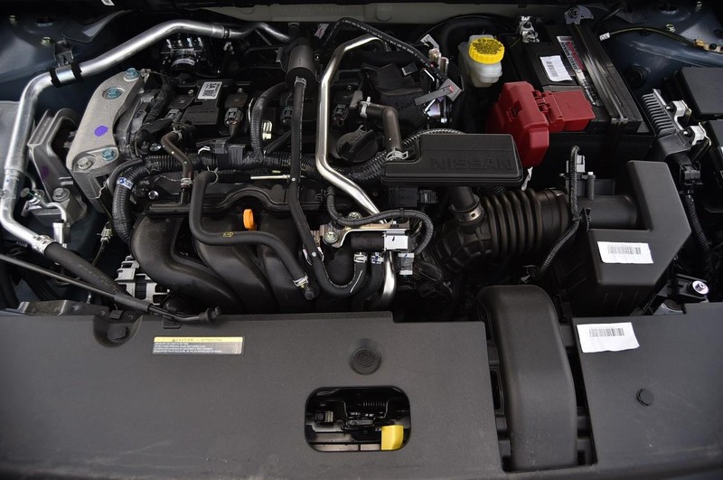 Nissan Sentra Vehicle Image 24