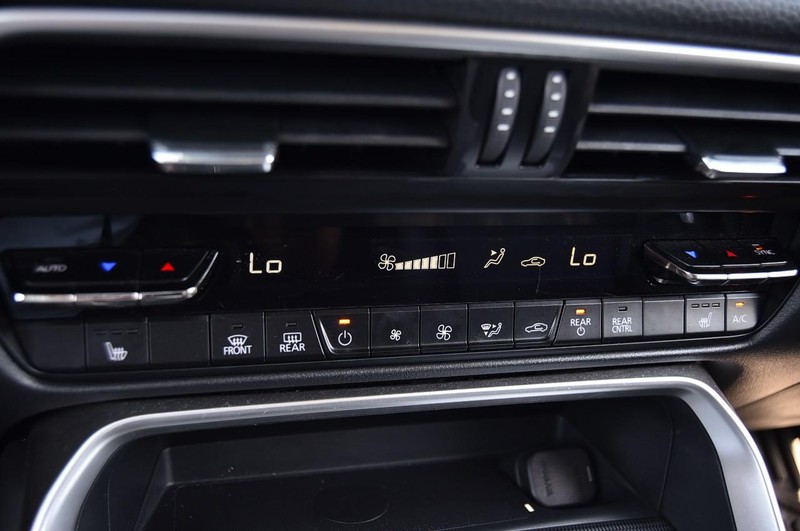 Mazda CX-90 Vehicle Image 15