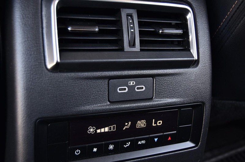 Mazda CX-90 Vehicle Image 24