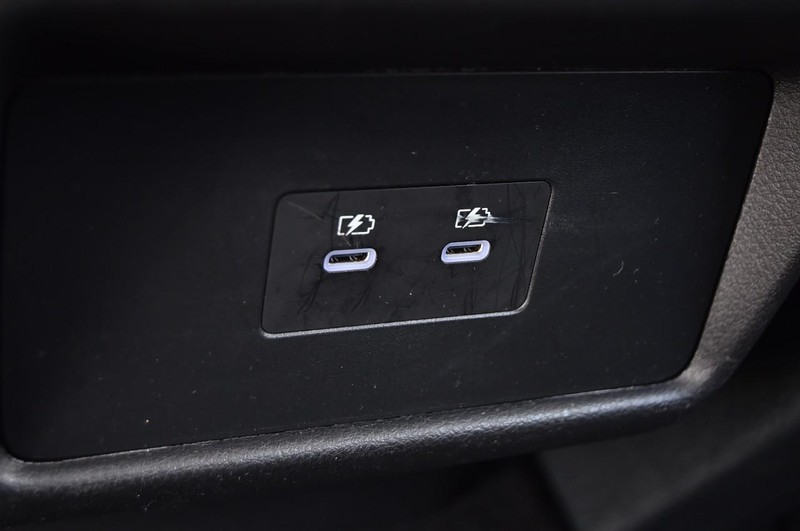 Nissan Rogue Vehicle Image 22