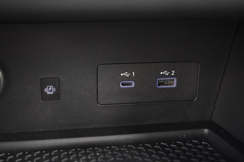 Nissan Pathfinder Vehicle Image 17