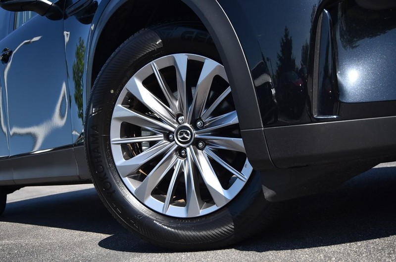 Mazda CX-90 Vehicle Image 03