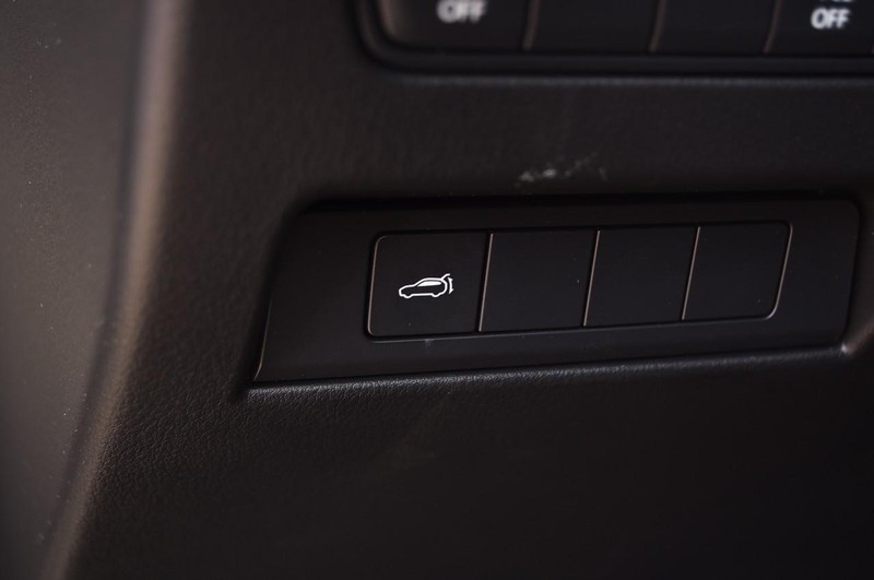 Mazda CX-90 Vehicle Image 11
