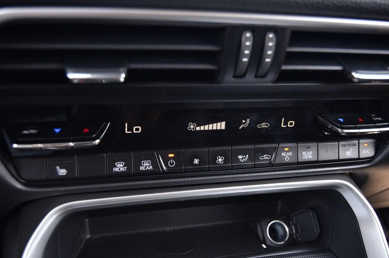 Mazda CX-90 Vehicle Image 15