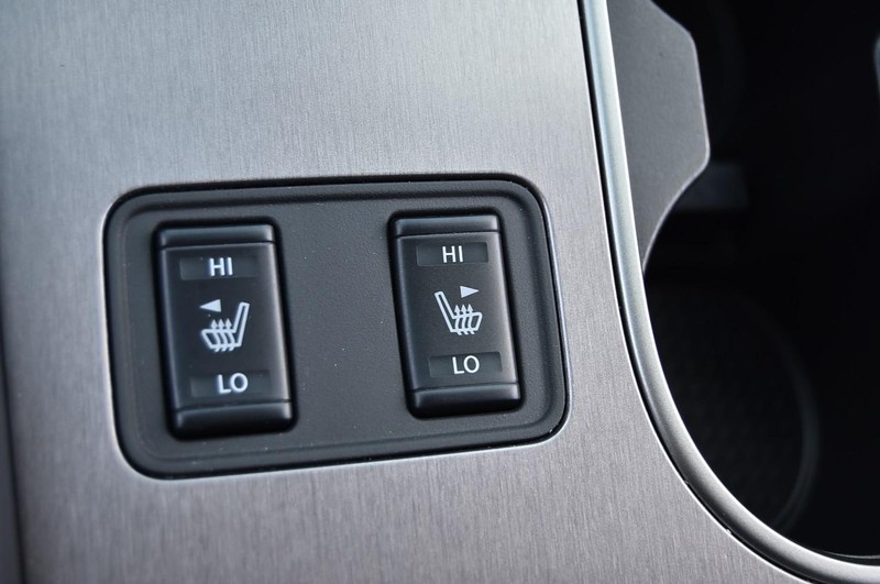Nissan Murano Vehicle Image 18