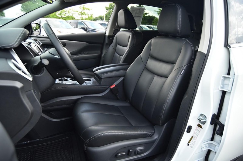 Nissan Murano Vehicle Image 20