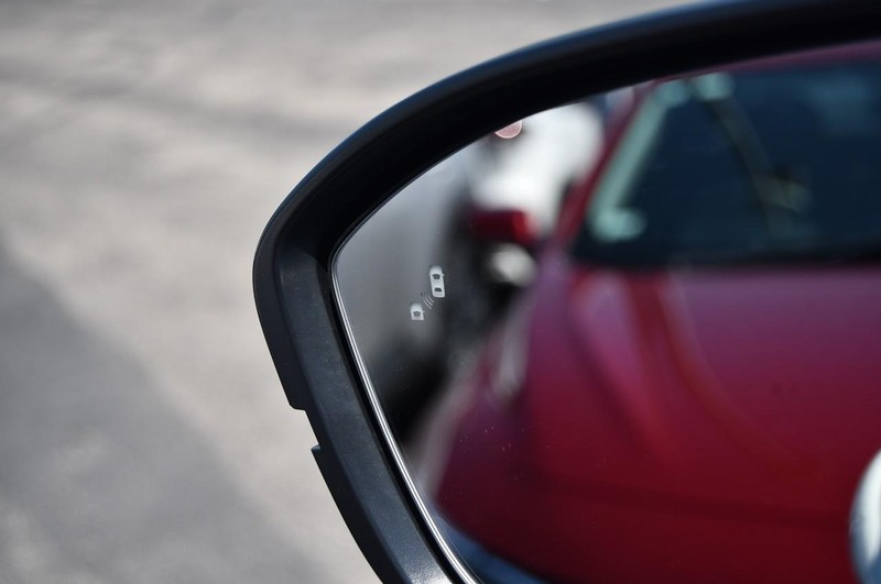 Nissan Pathfinder Vehicle Image 10
