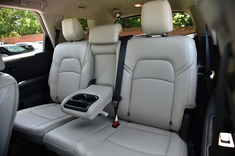 Nissan Pathfinder Vehicle Image 22
