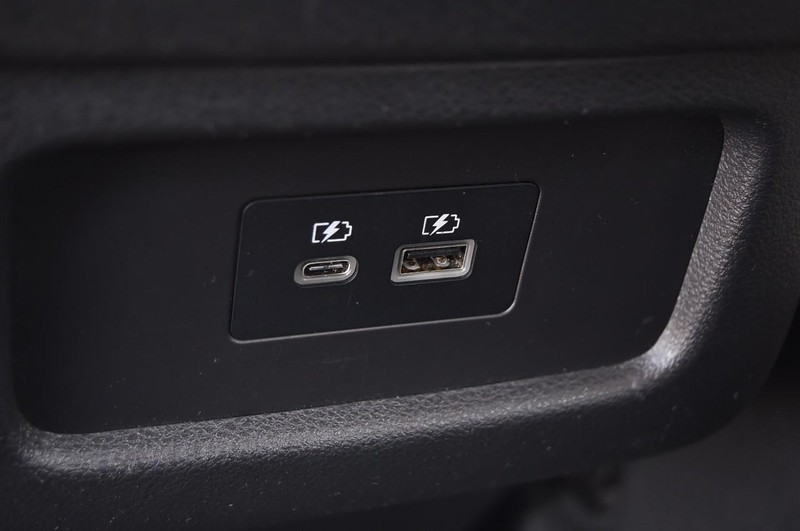 Nissan Pathfinder Vehicle Image 24