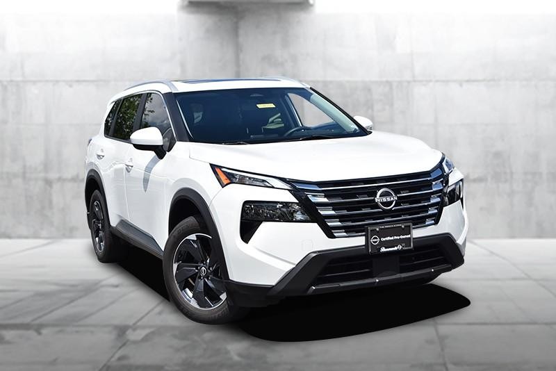 Nissan Rogue Vehicle Image 02