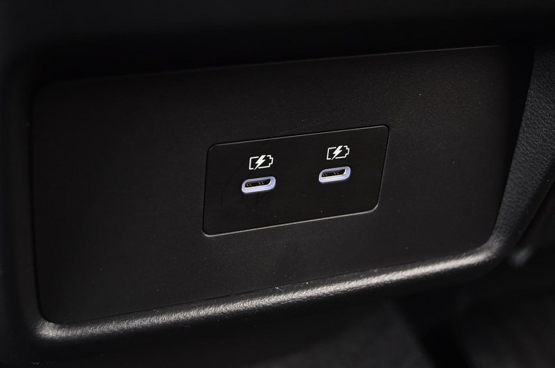 Nissan Rogue Vehicle Image 23
