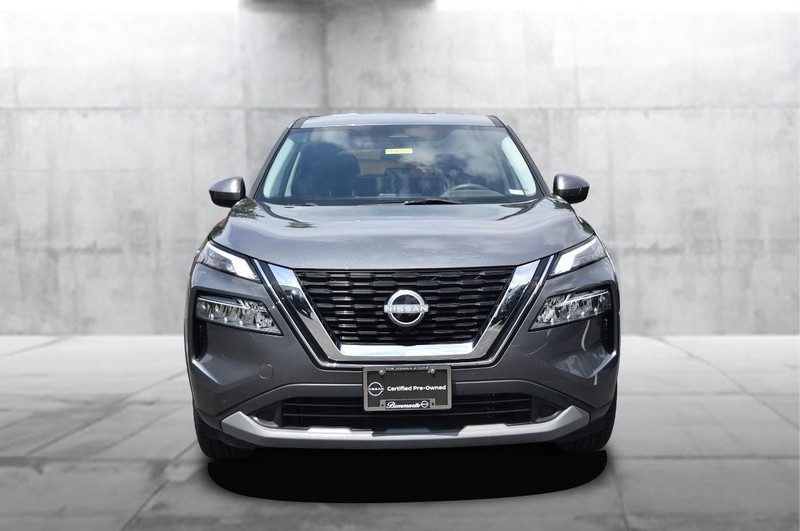 Nissan Rogue Vehicle Image 04