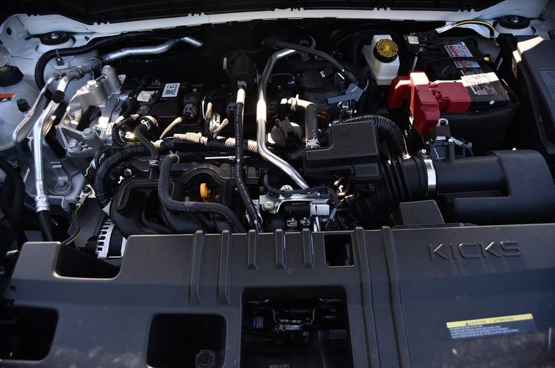 Nissan Kicks Vehicle Image 24