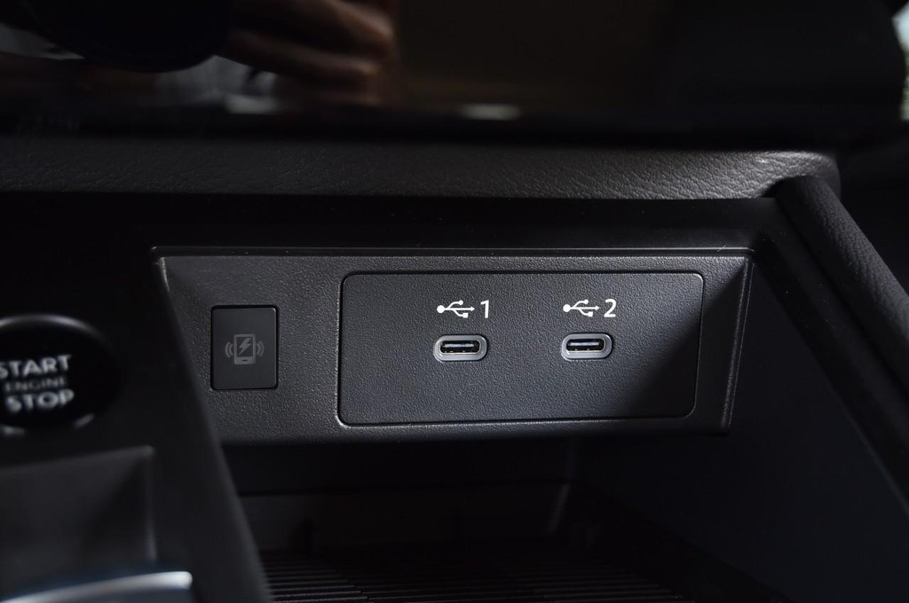 Nissan Kicks Vehicle Image 18