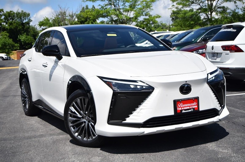 Lexus RZ Vehicle Image 02