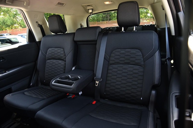 Nissan Pathfinder Vehicle Image 22