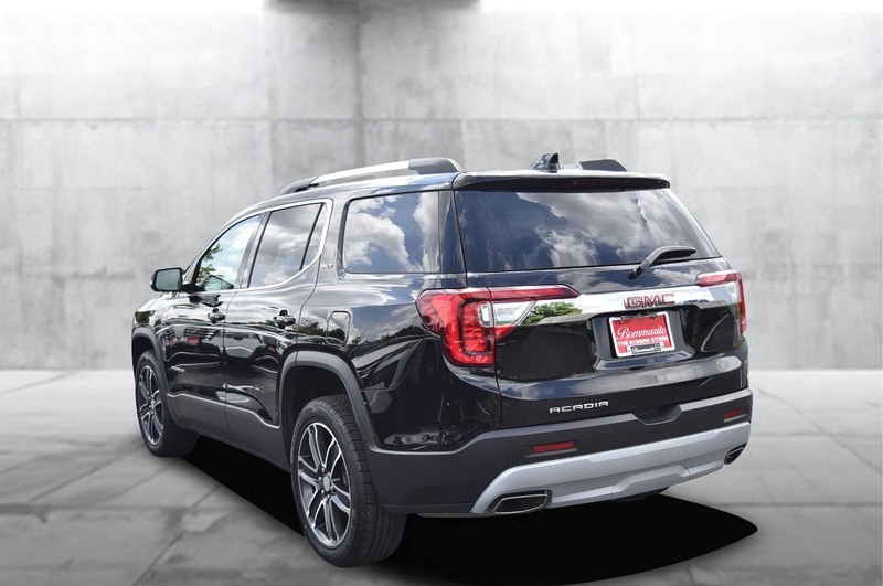 GMC Acadia Vehicle Image 07