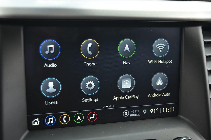 GMC Acadia Vehicle Image 17
