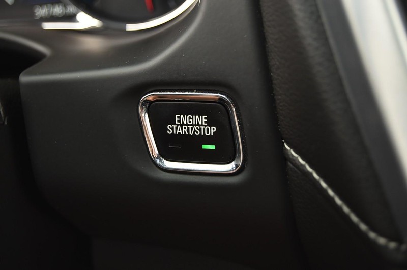 GMC Acadia Vehicle Image 21