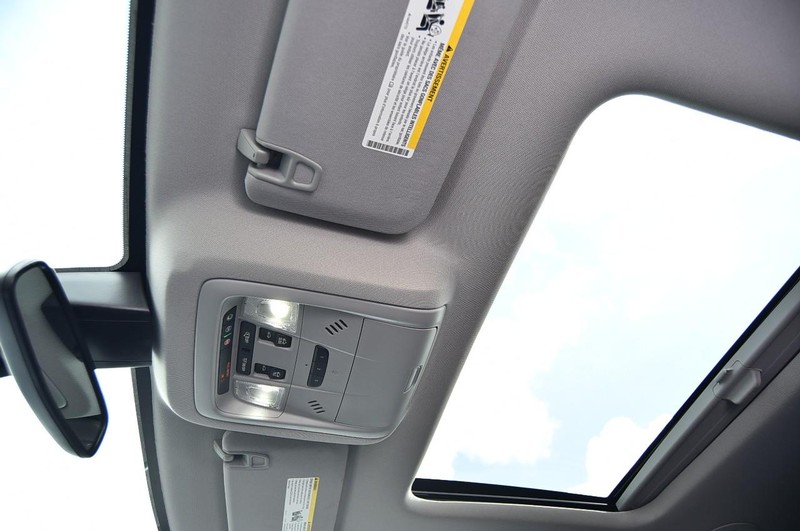 GMC Acadia Vehicle Image 25