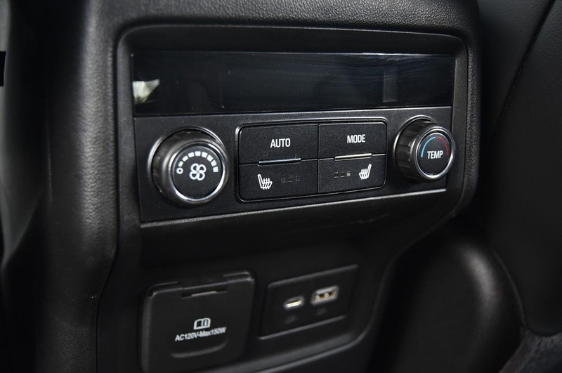 GMC Acadia Vehicle Image 27