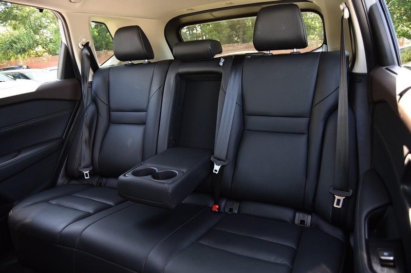 Nissan Rogue Vehicle Image 25