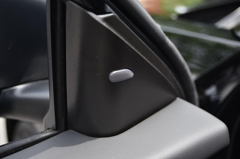 Nissan Altima Vehicle Image 10